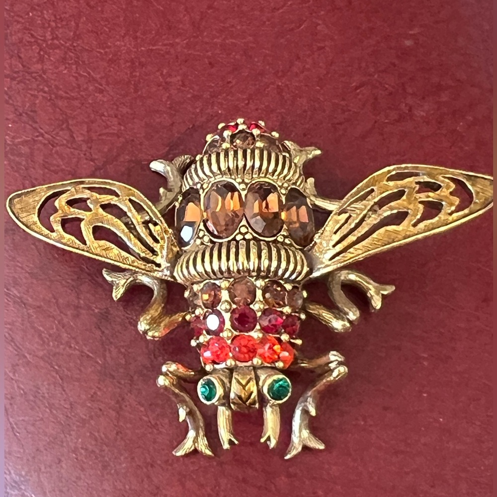 Joan Rivers 🆕 Queen Bumble Bee antique gold finish crystals brooch pin in box
